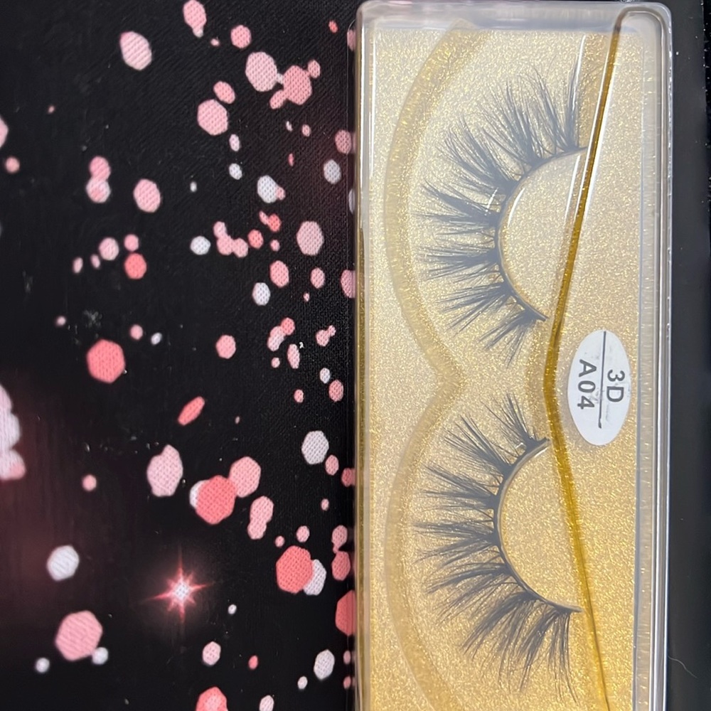 Everyday Spiky 3D lashes your new go to!